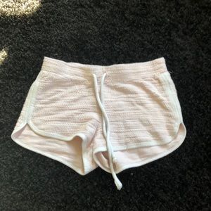 BABY PINK HOLLISTER SHORTS